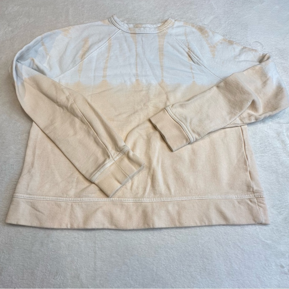 Universal Thread Peach Dip Dyed Crewneck